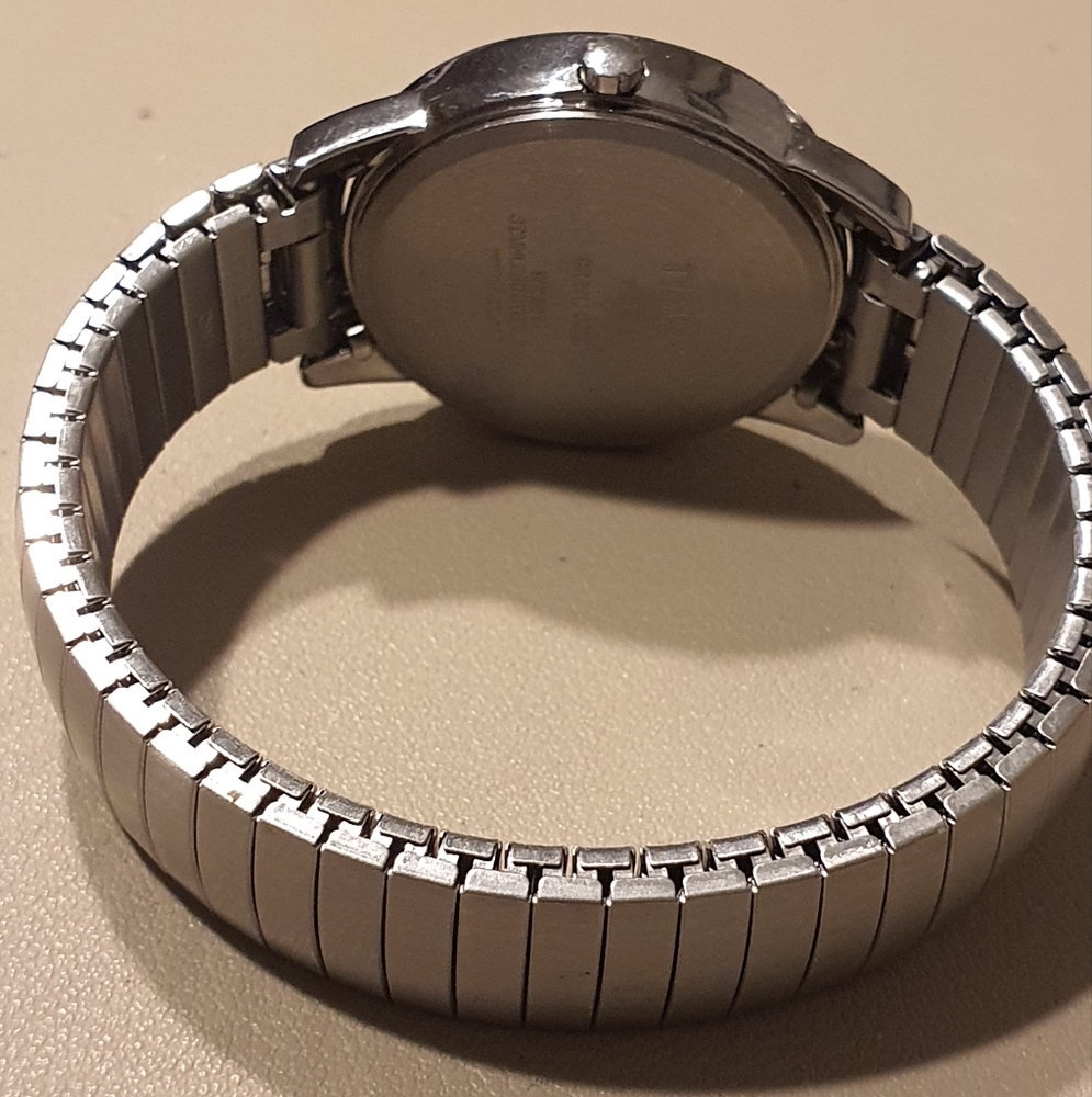 Timex Silver/White Stainless Steel Easy Reader Men's Watch w/Date - Picture 3 of 4